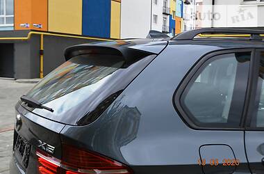 Позашляховик / Кросовер BMW X5 2011 в 