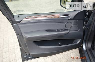 Позашляховик / Кросовер BMW X5 2011 в 