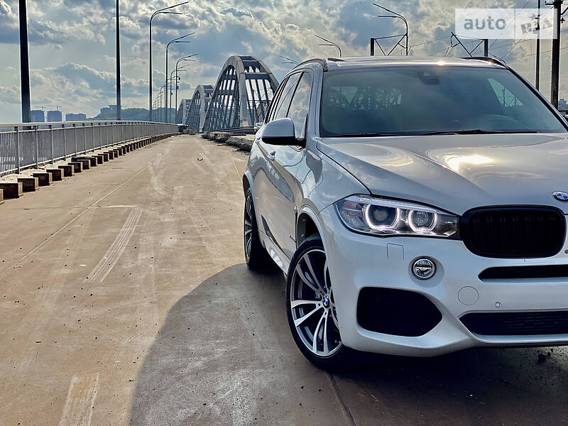 Позашляховик / Кросовер BMW X5 2015 в Києві