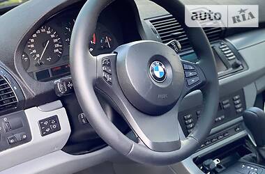 Позашляховик / Кросовер BMW X5 2004 в 