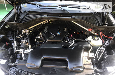 Позашляховик / Кросовер BMW X5 2016 в 