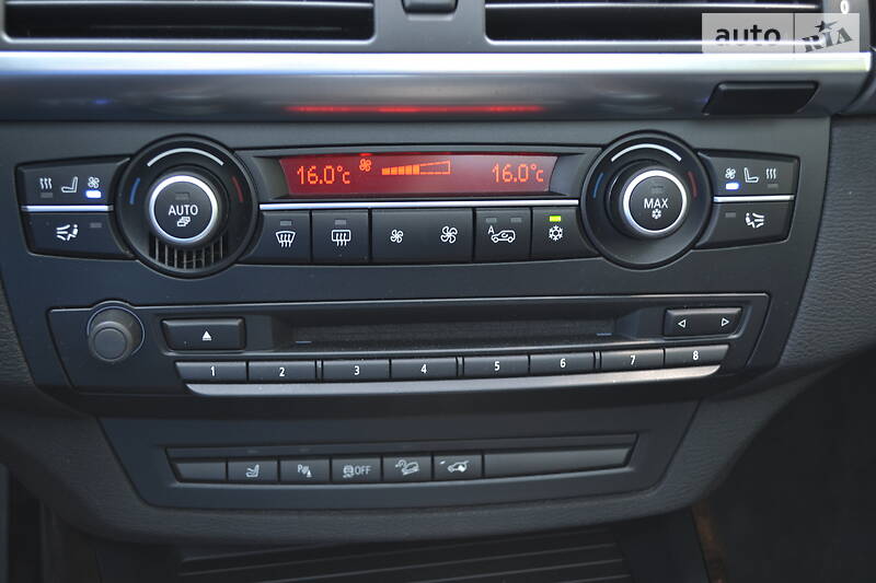 Позашляховик / Кросовер BMW X5 2010 в Києві