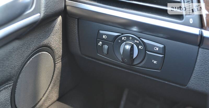 Позашляховик / Кросовер BMW X5 2010 в Києві