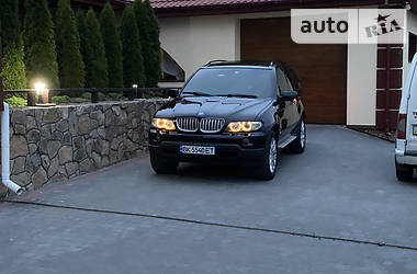 Позашляховик / Кросовер BMW X5 2004 в 