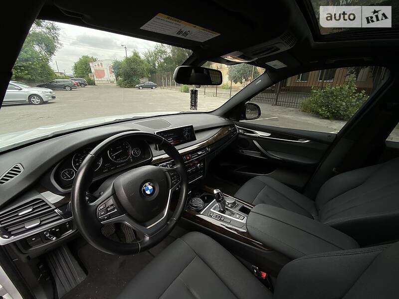 Позашляховик / Кросовер BMW X5 2016 в Києві