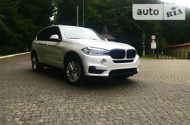 Внедорожник / Кроссовер BMW X5 2016 в Черновцах