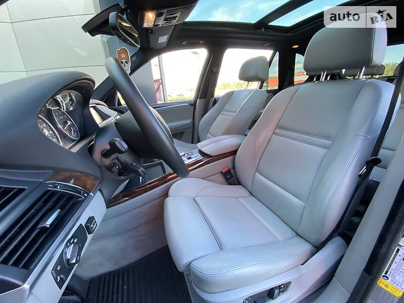 Позашляховик / Кросовер BMW X5 2008 в Києві