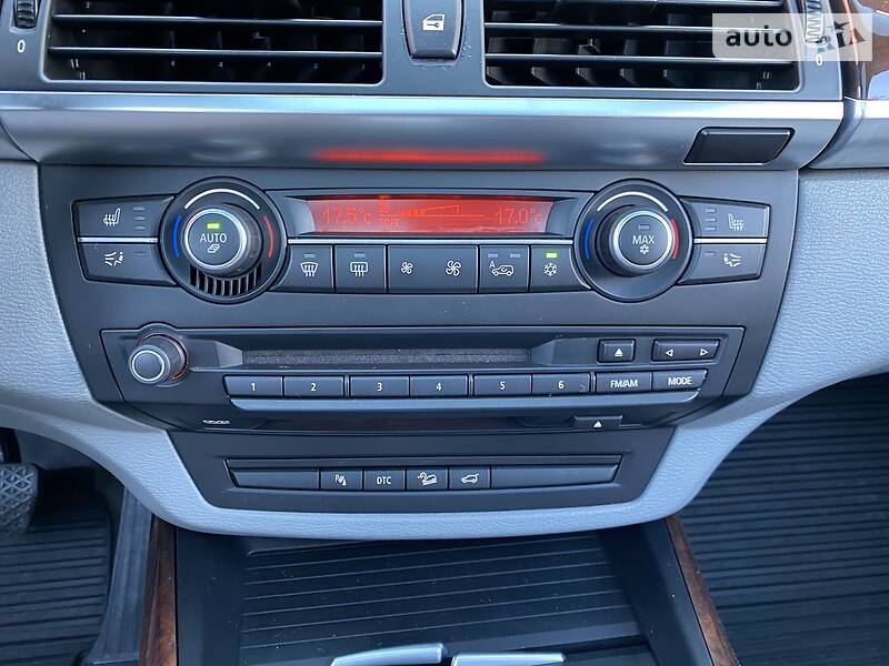 Позашляховик / Кросовер BMW X5 2008 в Києві