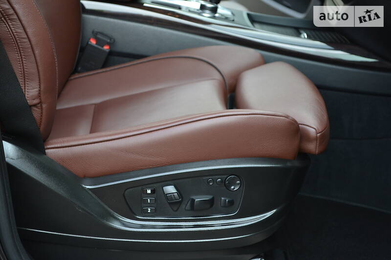 Позашляховик / Кросовер BMW X5 2012 в Рівному