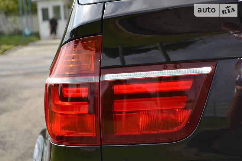 Позашляховик / Кросовер BMW X5 2012 в Рівному