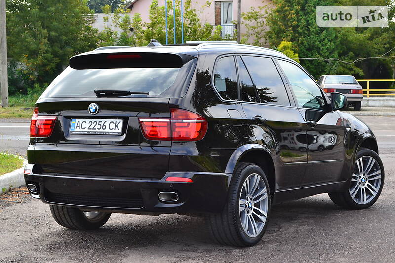 Позашляховик / Кросовер BMW X5 2012 в Рівному
