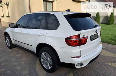 Внедорожник / Кроссовер BMW X5 2011 в Коломые