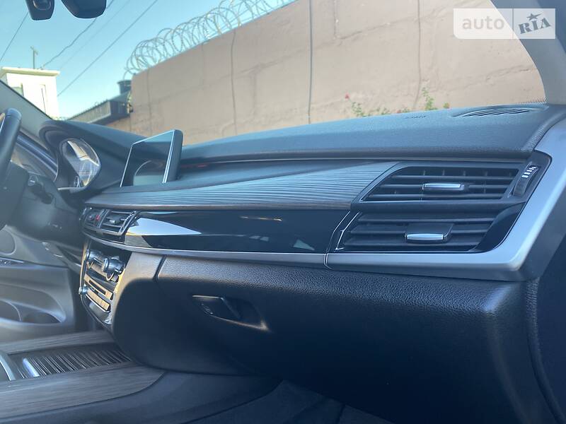 Позашляховик / Кросовер BMW X5 2016 в Дніпрі