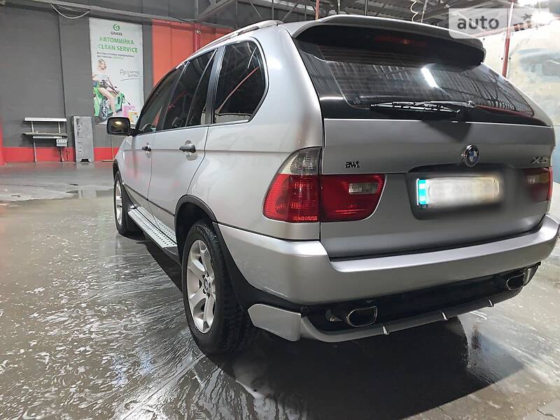 Позашляховик / Кросовер BMW X5 2006 в Чернівцях