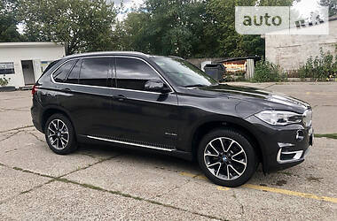 Внедорожник / Кроссовер BMW X5 2016 в Киеве