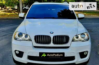 Внедорожник / Кроссовер BMW X5 2011 в Николаеве