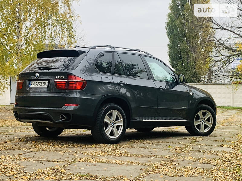 Внедорожник / Кроссовер BMW X5 2012 в Киеве