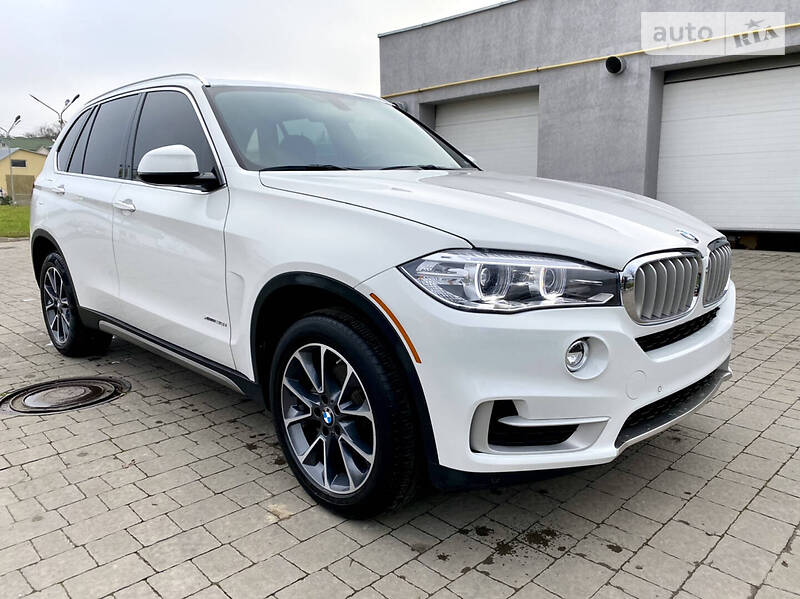 Внедорожник / Кроссовер BMW X5 2017 в Ивано-Франковске