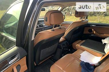 Внедорожник / Кроссовер BMW X5 2010 в 