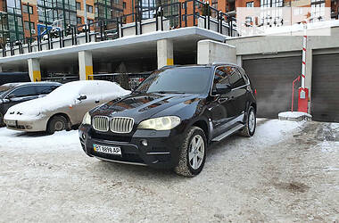 Внедорожник / Кроссовер BMW X5 2010 в Луцке