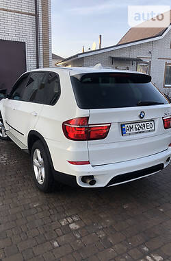 Внедорожник / Кроссовер BMW X5 2011 в Житомире