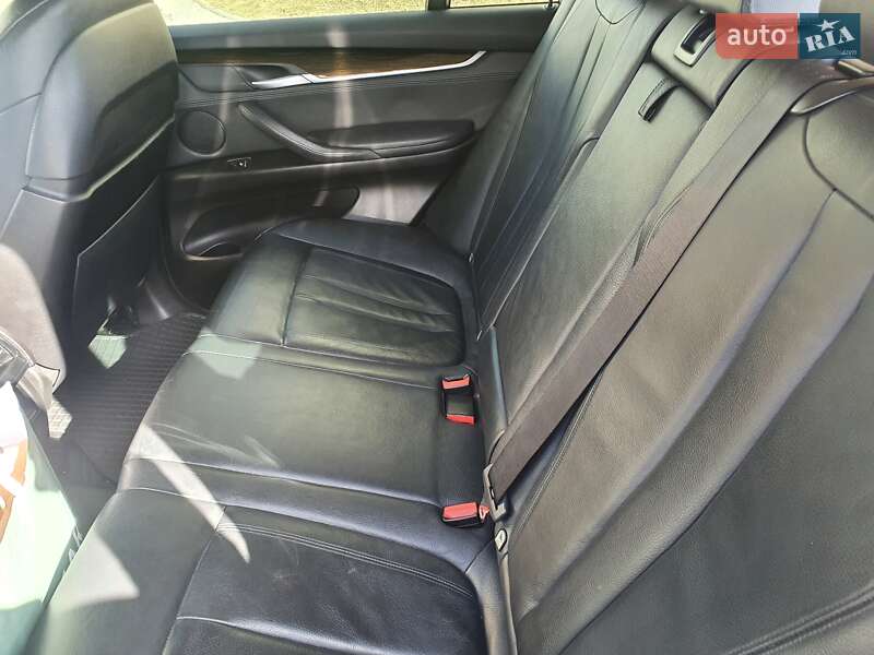 Внедорожник / Кроссовер BMW X5 2014 в Одессе