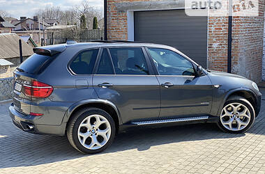 Внедорожник / Кроссовер BMW X5 2010 в Тернополе