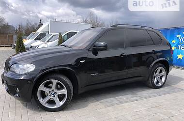 Позашляховик / Кросовер BMW X5 2013 в 