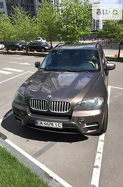 Внедорожник / Кроссовер BMW X5 2010 в Львове