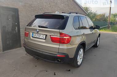 Внедорожник / Кроссовер BMW X5 2007 в Золотоноше