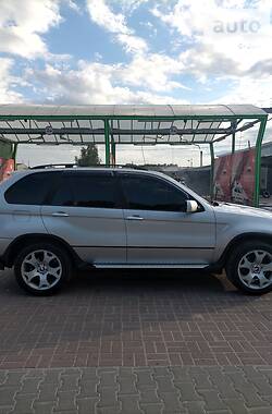 Внедорожник / Кроссовер BMW X5 2003 в 