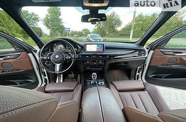 Внедорожник / Кроссовер BMW X5 2017 в Новомосковске