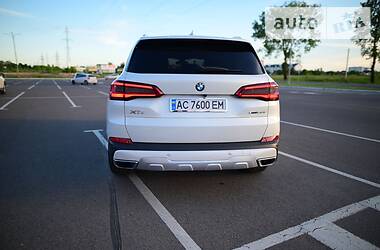 Внедорожник / Кроссовер BMW X5 2019 в Луцке