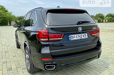 Внедорожник / Кроссовер BMW X5 2016 в 