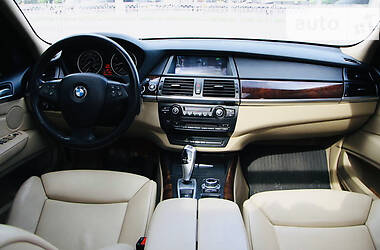 Внедорожник / Кроссовер BMW X5 2010 в Киеве