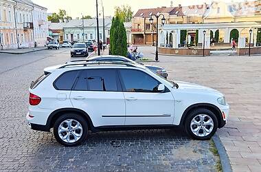 Внедорожник / Кроссовер BMW X5 2010 в Черновцах