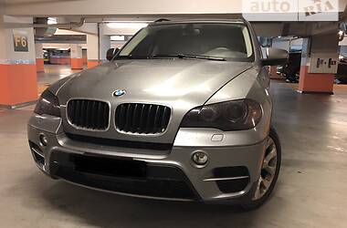 Внедорожник / Кроссовер BMW X5 2010 в Запорожье