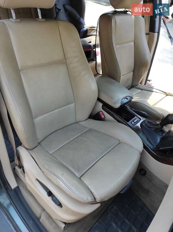 Внедорожник / Кроссовер BMW X5 2000 в Киеве