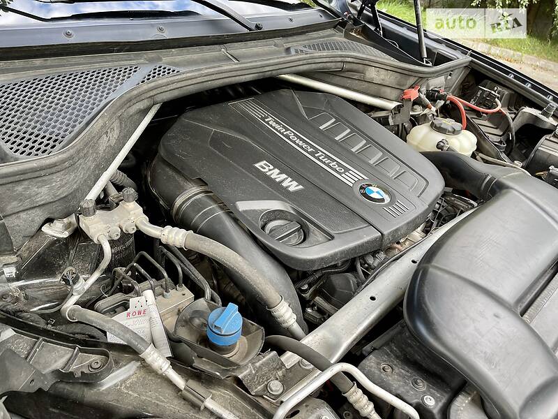 Внедорожник / Кроссовер BMW X5 2016 в Хмельницком