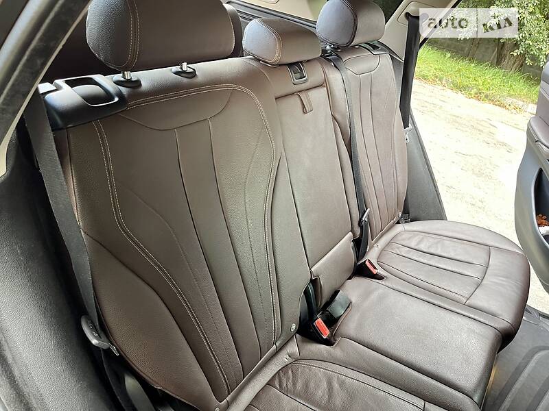 Внедорожник / Кроссовер BMW X5 2016 в Хмельницком