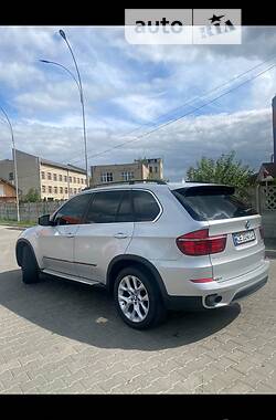 Внедорожник / Кроссовер BMW X5 2013 в Черновцах