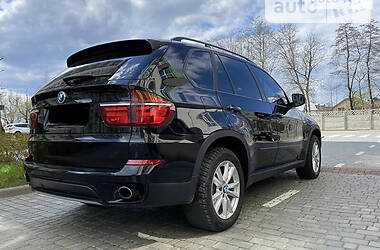 Внедорожник / Кроссовер BMW X5 2013 в Ивано-Франковске