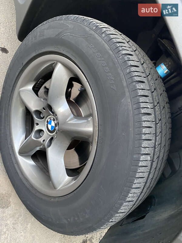 Внедорожник / Кроссовер BMW X5 2004 в Одессе