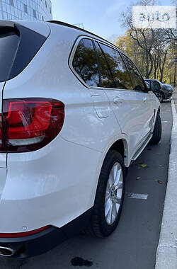Внедорожник / Кроссовер BMW X5 2014 в 