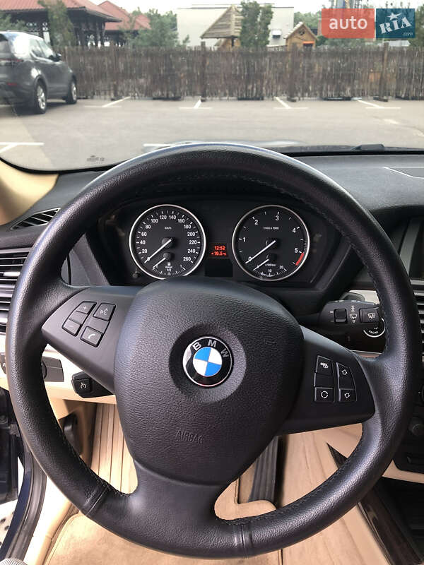Внедорожник / Кроссовер BMW X5 2012 в Киеве