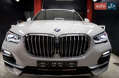 Внедорожник / Кроссовер BMW X5 2018 в 