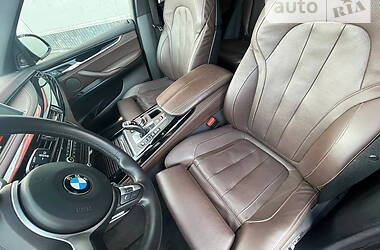 Внедорожник / Кроссовер BMW X5 2016 в Ровно