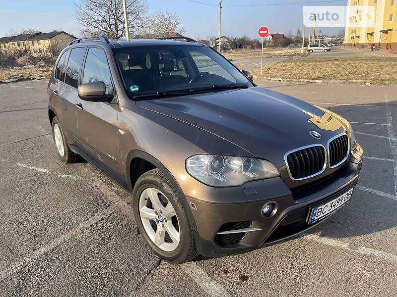 BMW X5 2011