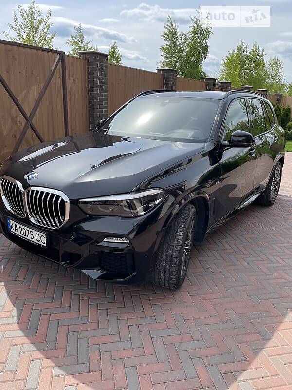 Универсал BMW X5 2020 в Киеве