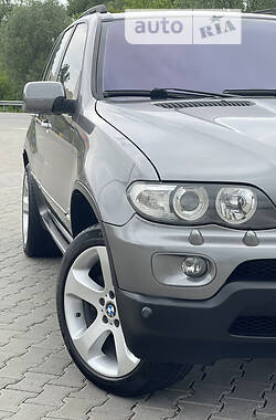 Внедорожник / Кроссовер BMW X5 2004 в 